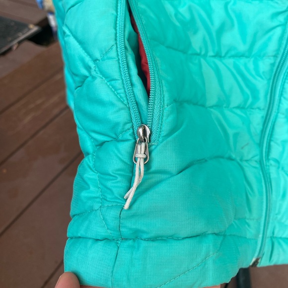 Patagonia Feather Down Puffer Aqua Quilted Jacket - Picture 3 of 12